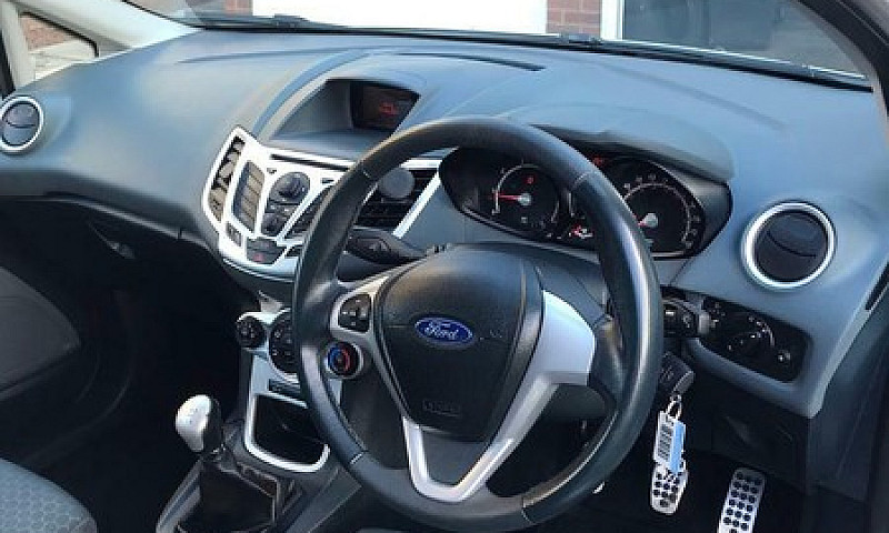 Ford Fiesta Zetec S...
