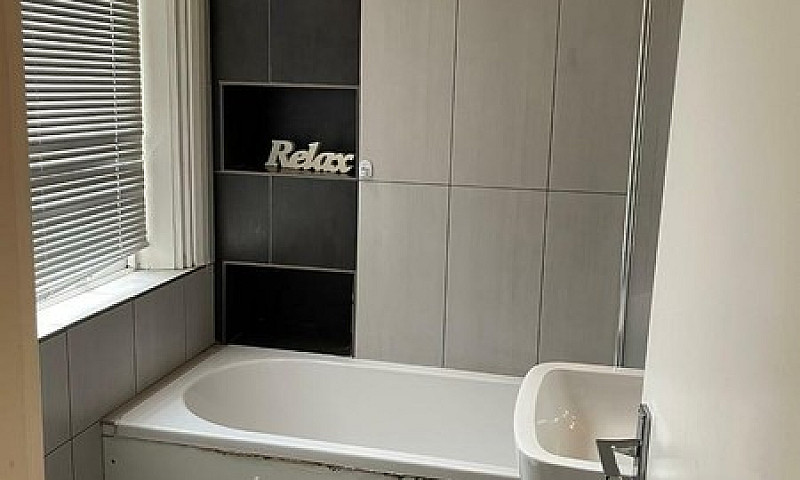 2 Bedroom Apartment ...
