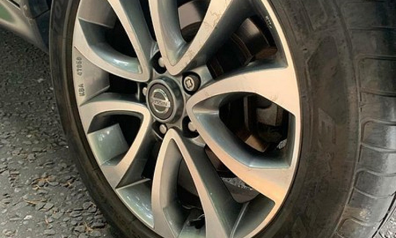 Nissan Juke ...