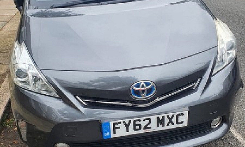 Toyota Prius Plus. N...