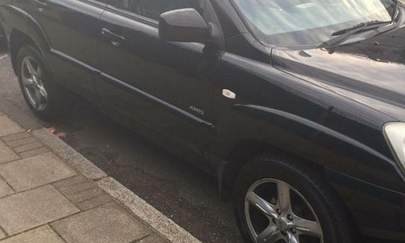 Kia Sportage ...