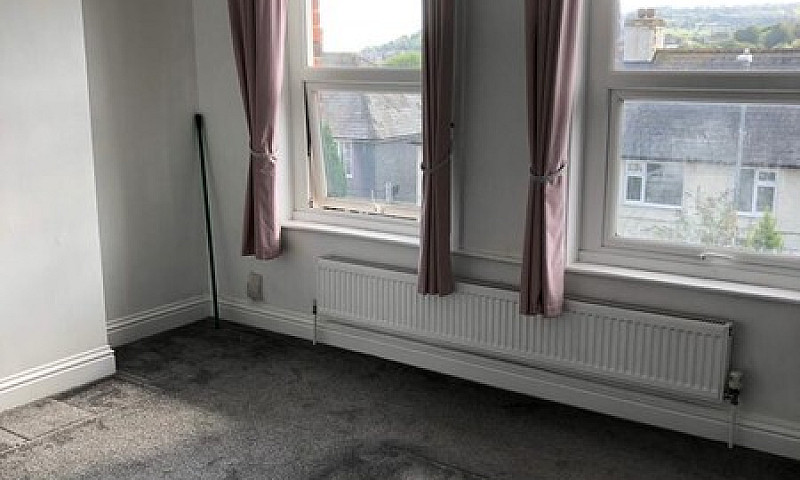 3 Bedroom House Dove...