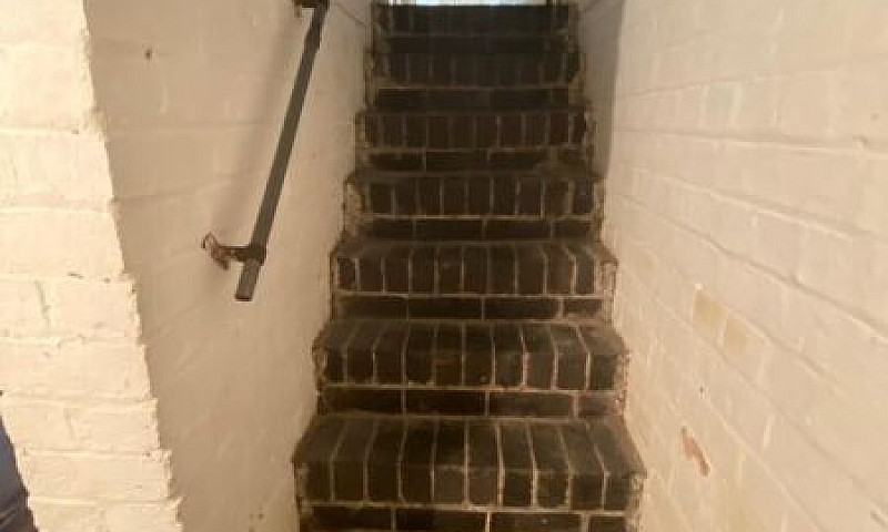 3 Bedroom Terraced H...