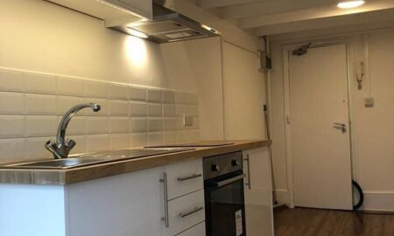 '*Mezzanine Double S...