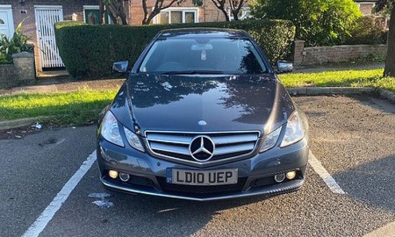 Mercedes-Benz, E Cla...