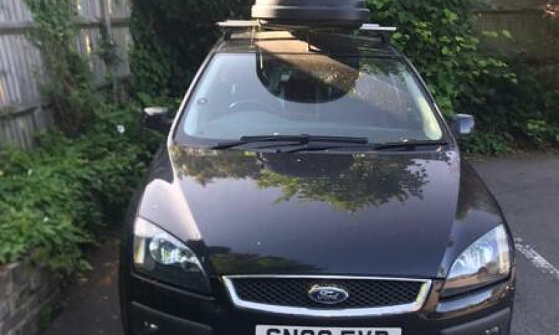 Ford Focus 1.6 Zetec...