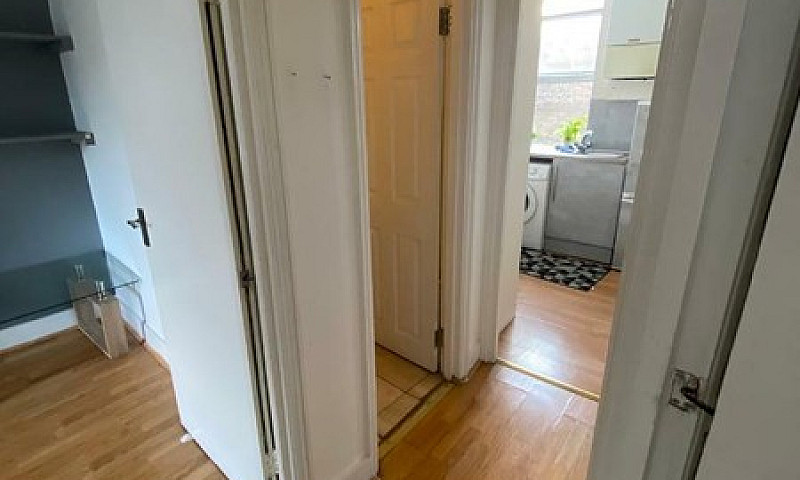 1 Bedroom Flat...