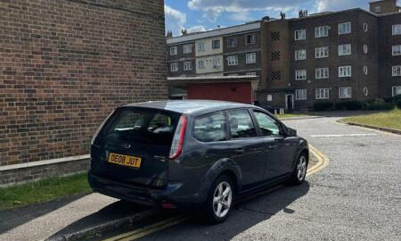Ford Focus 1.6 Zetec...