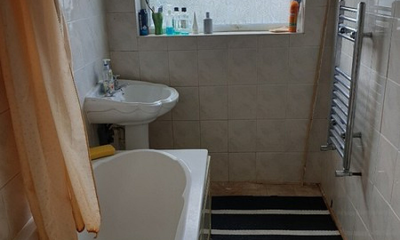 £600 Large Double  R...