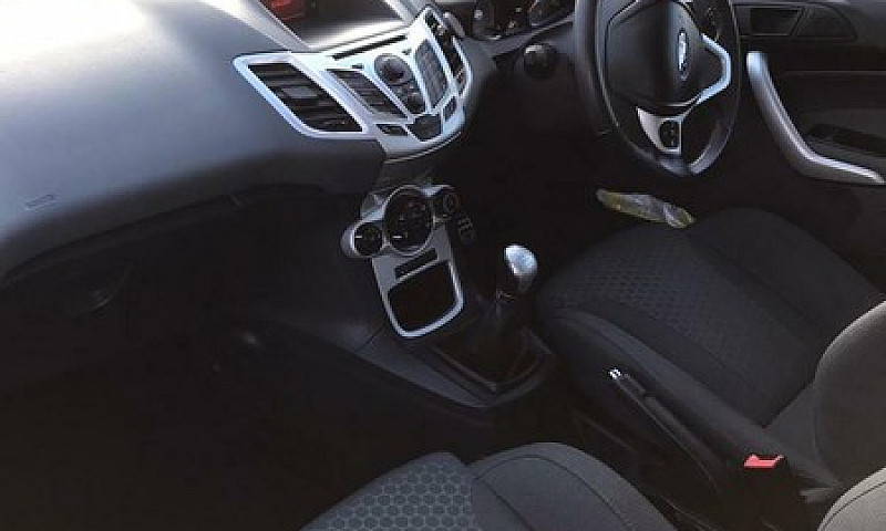 Ford Fiesta Zetec S...