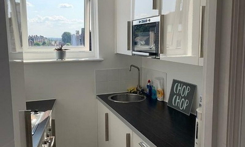 Beautiful Flat Avail...