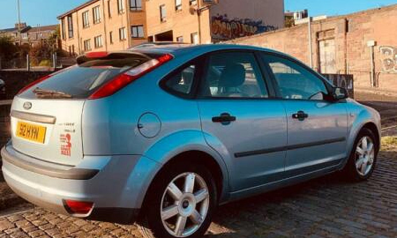 Ford Focus 1.8L *** ...