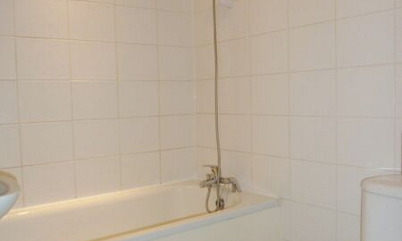 2 Double Bedroom Fla...
