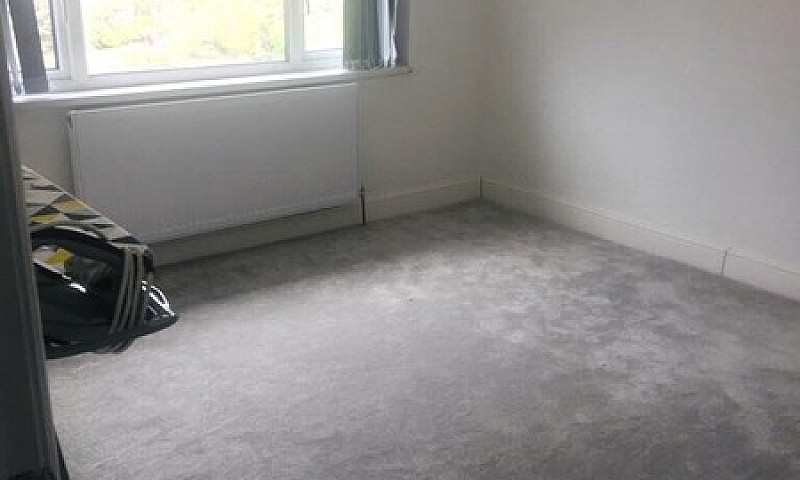 Spacious Double Room...