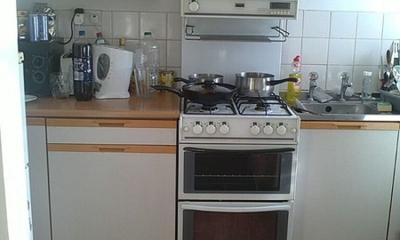 One Bedroom Flat In ...