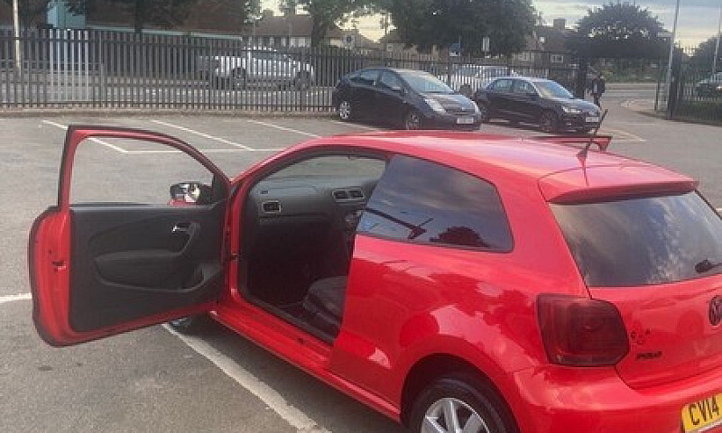Volkswagen Polo 2014...