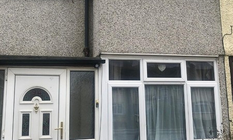 3 Bedroom Terraced H...