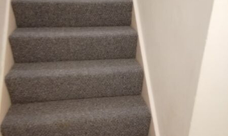 Large 3 Bed House To...