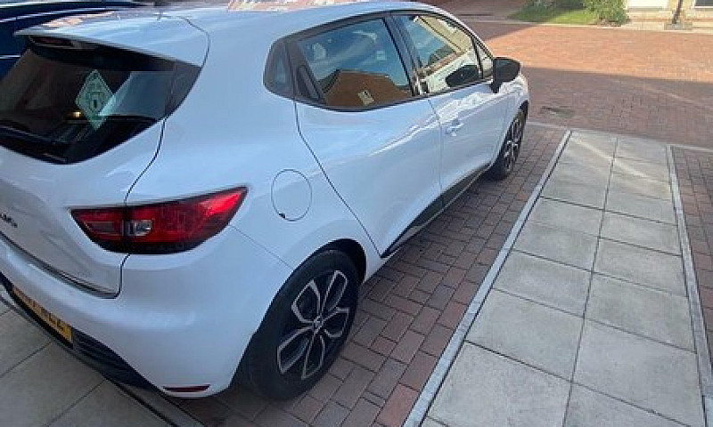 2017 Renault Clio 1....