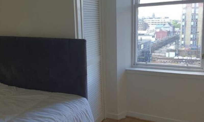 1 Bedroom Flat In De...