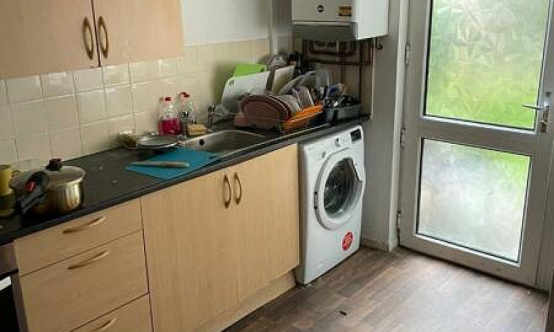 City Centre Rooms To...