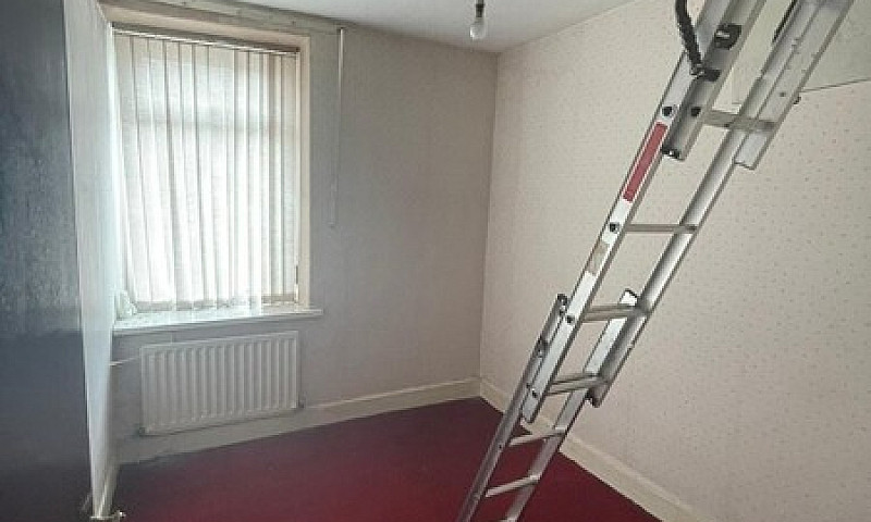 Cheap House On   Par...