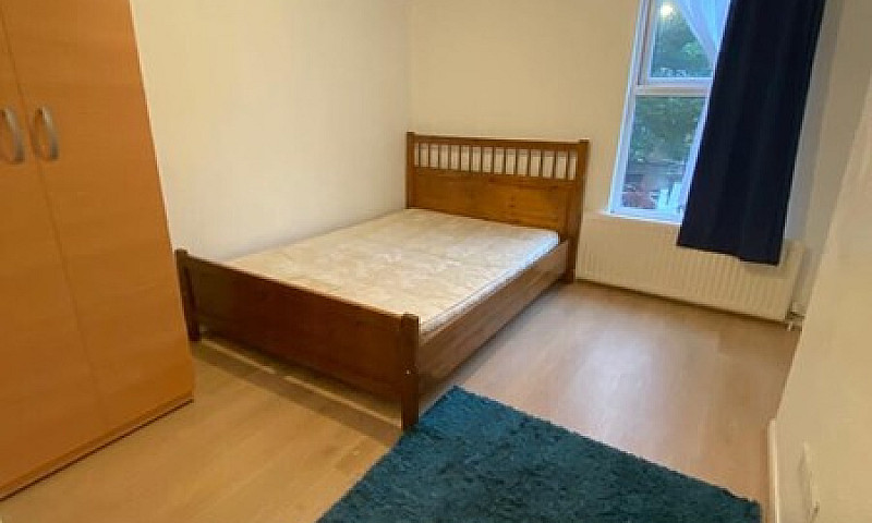5 Bed Room House Ava...