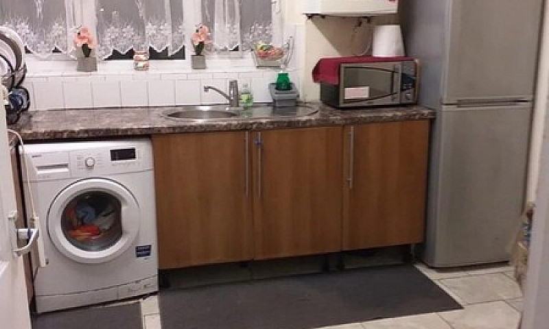 Two Bedroom Flat To ...