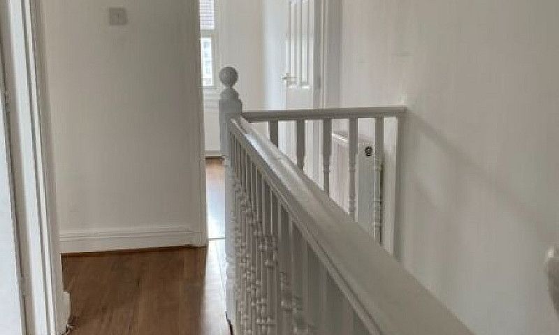 Stunning 4 Bedrooms ...
