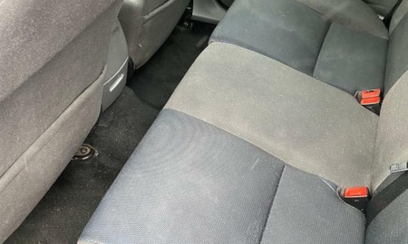 Ford Focus Zetec Cli...