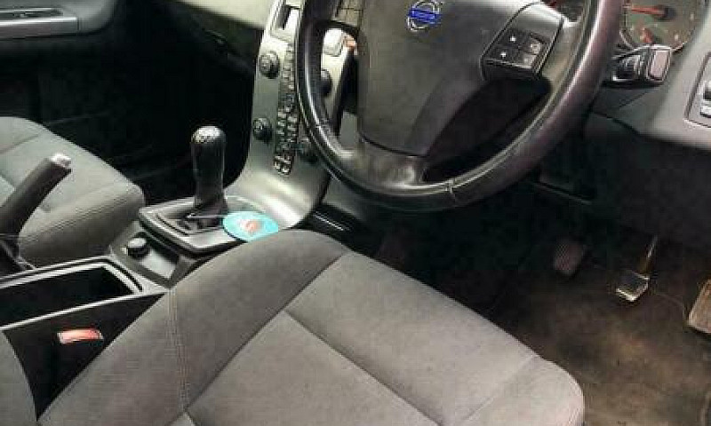 Volvo S40 2L Diesel ...