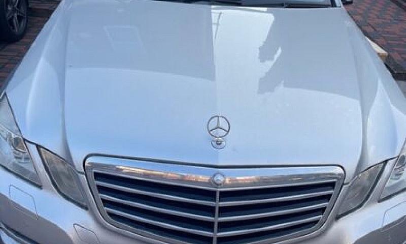 Mercedes-Benz, E Cla...