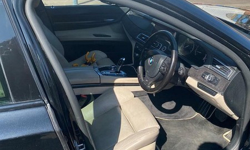 2010 Bmw 7 Series 3....