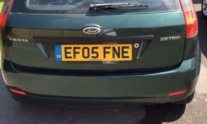 Ford Fiesta Zetec 13...