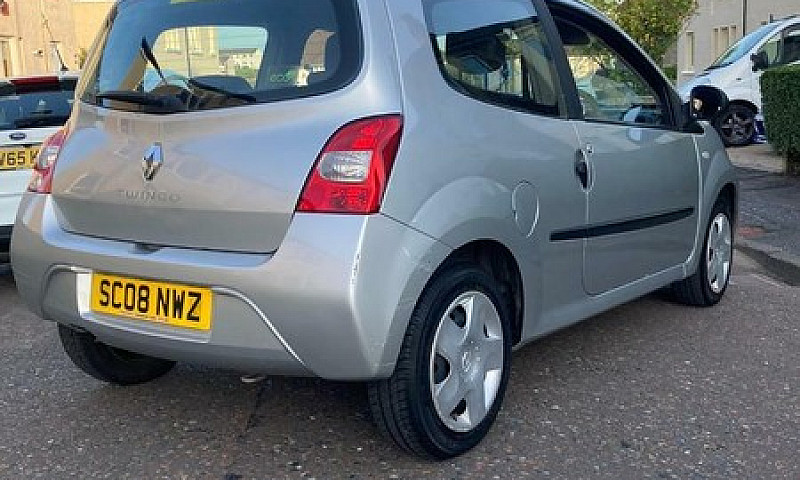 Renault Twingo ...