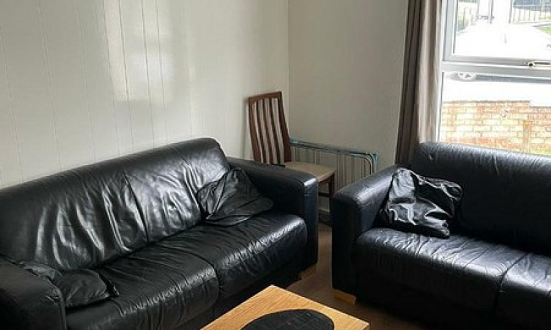 City Centre Rooms To...