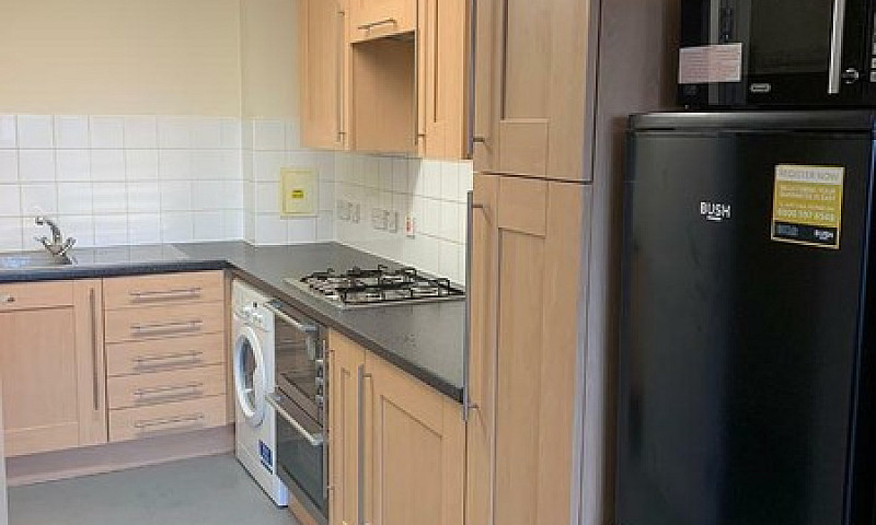 1 Bed Flat Savoy Cou...