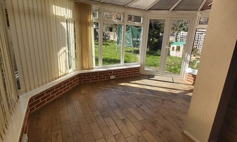 Spacious 3 Bed House...