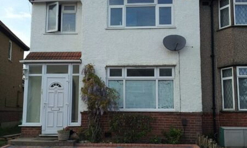 Nice Two Bedrooms Gr...