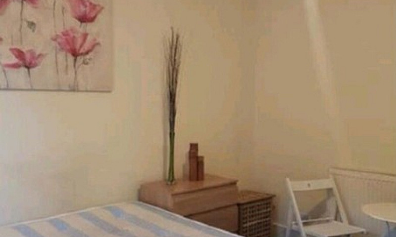 Spacious Double Room...