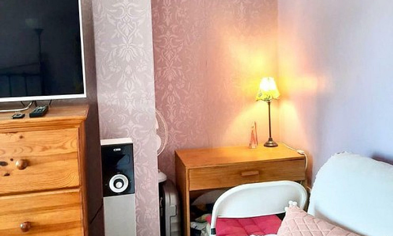 Rent Double Room Clo...