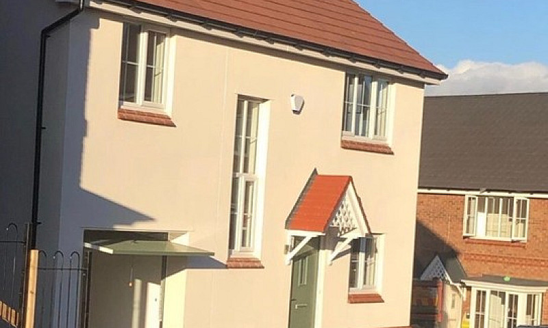 4 Bedroom House For ...