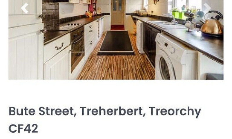 Stunning 5 Bedroom H...