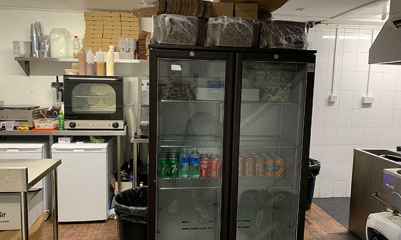 Commercial Kitchen F...
