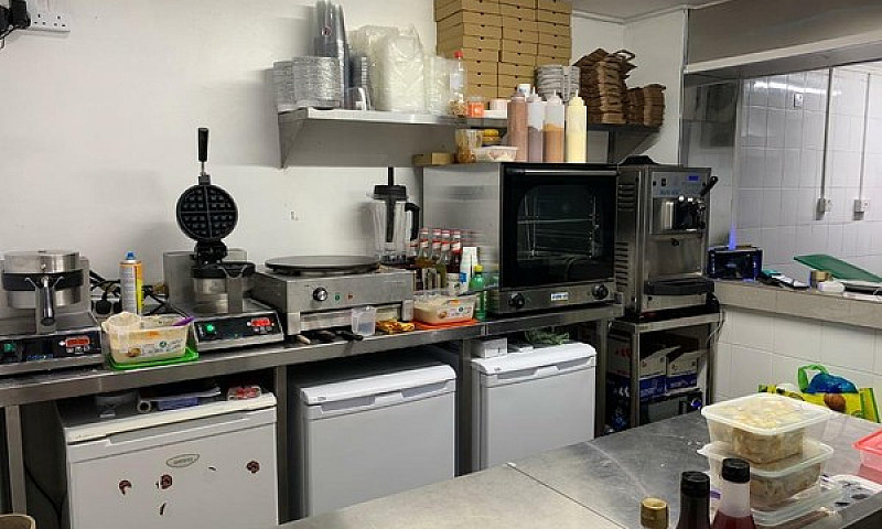 Commercial Kitchen F...