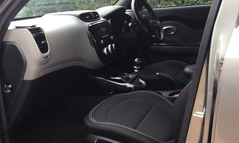 Kia, Soul Connect Di...