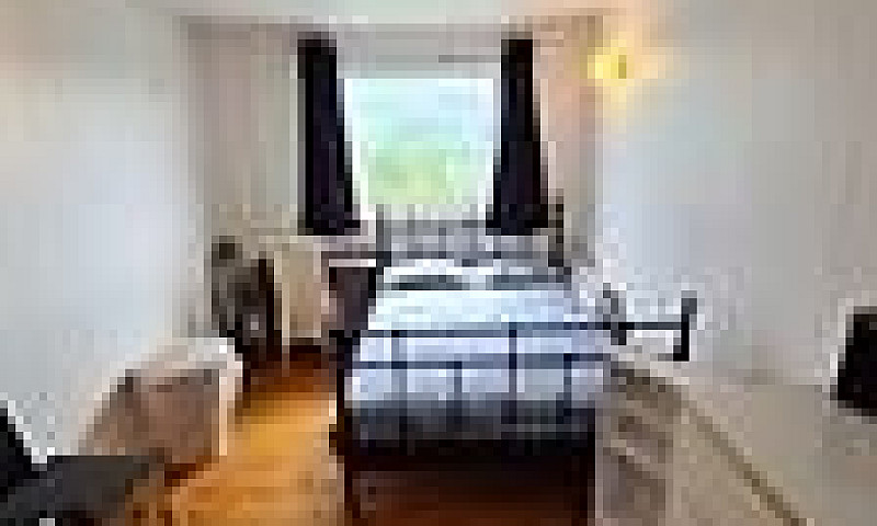Large Double Bedroom...