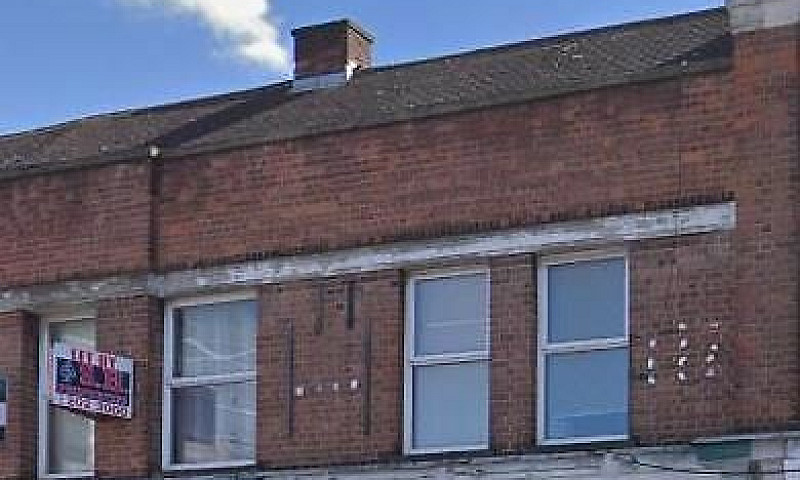 5 Bedroom Flat In Pa...