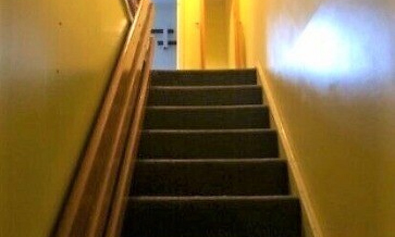 Spacious One Bed Hou...