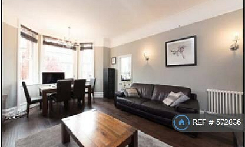 2 Bedroom Flat In Go...